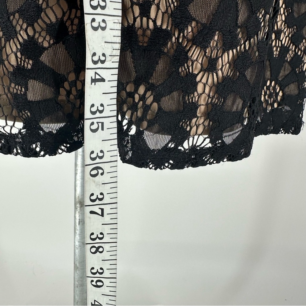 Jessica Howard Black Lace Overlay Sheath Dress Nude Lining 3/4 Sleeve Sz12 Event - Picture 12 of 14